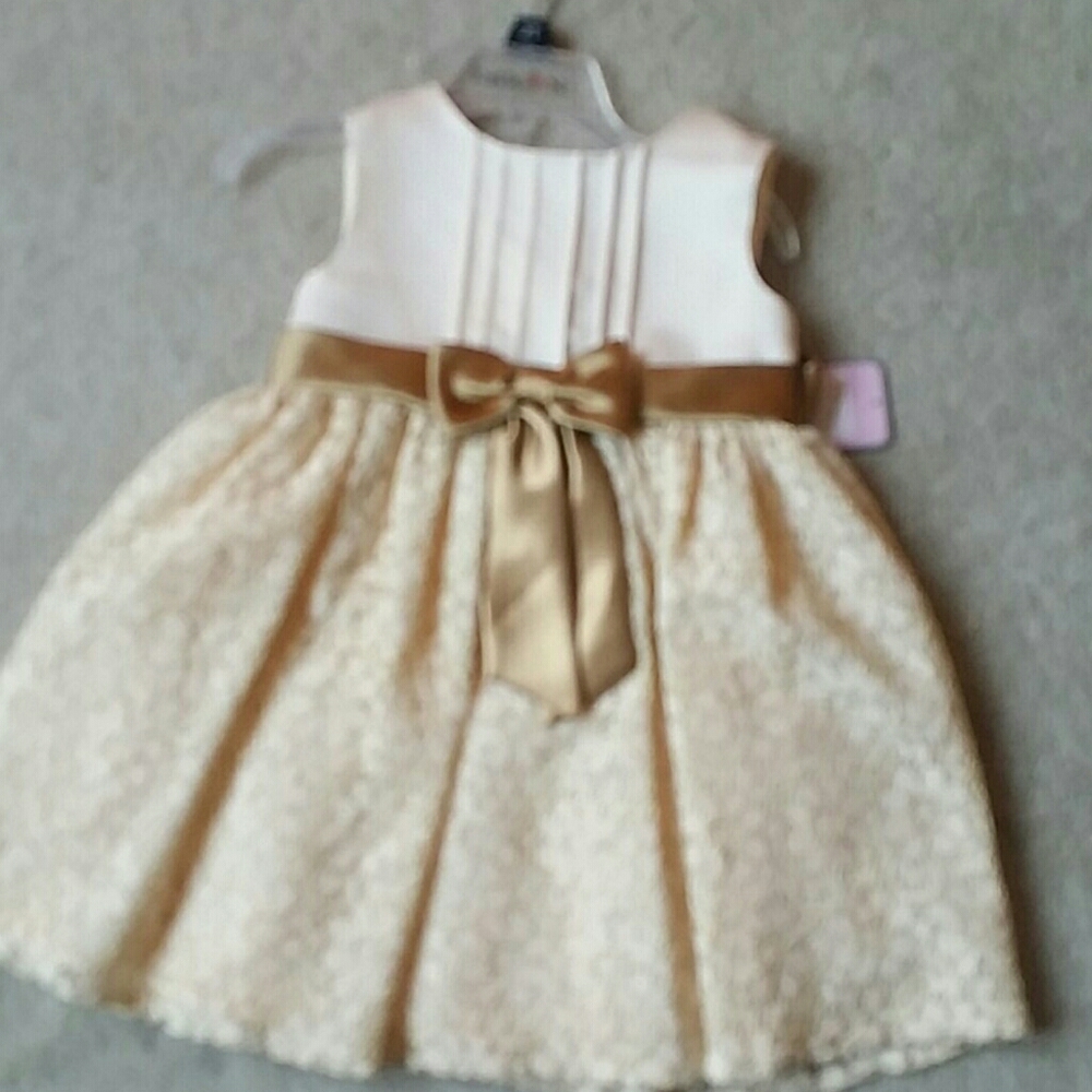 Girls dress